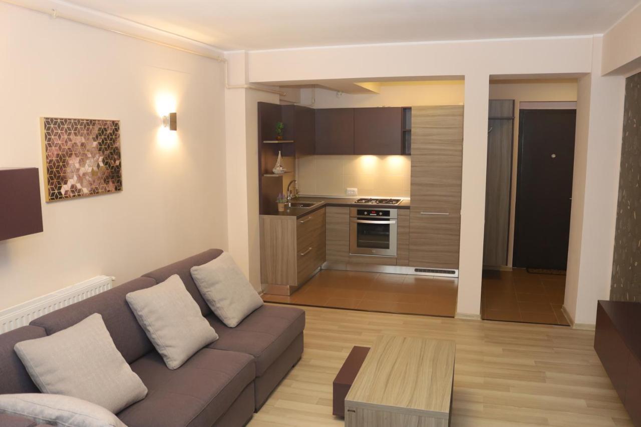 Vega Beach Apartment Mamaia Exterior photo