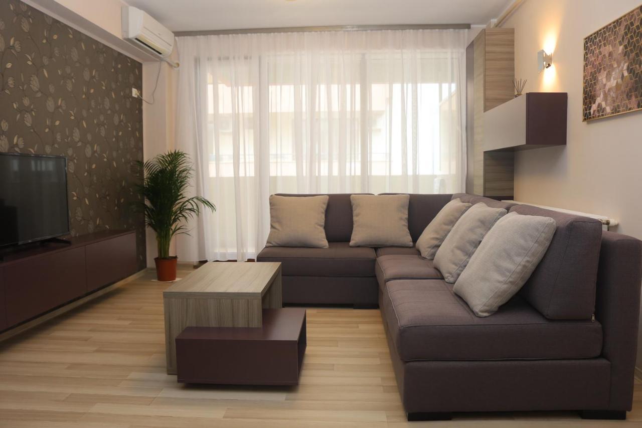 Vega Beach Apartment Mamaia Exterior photo